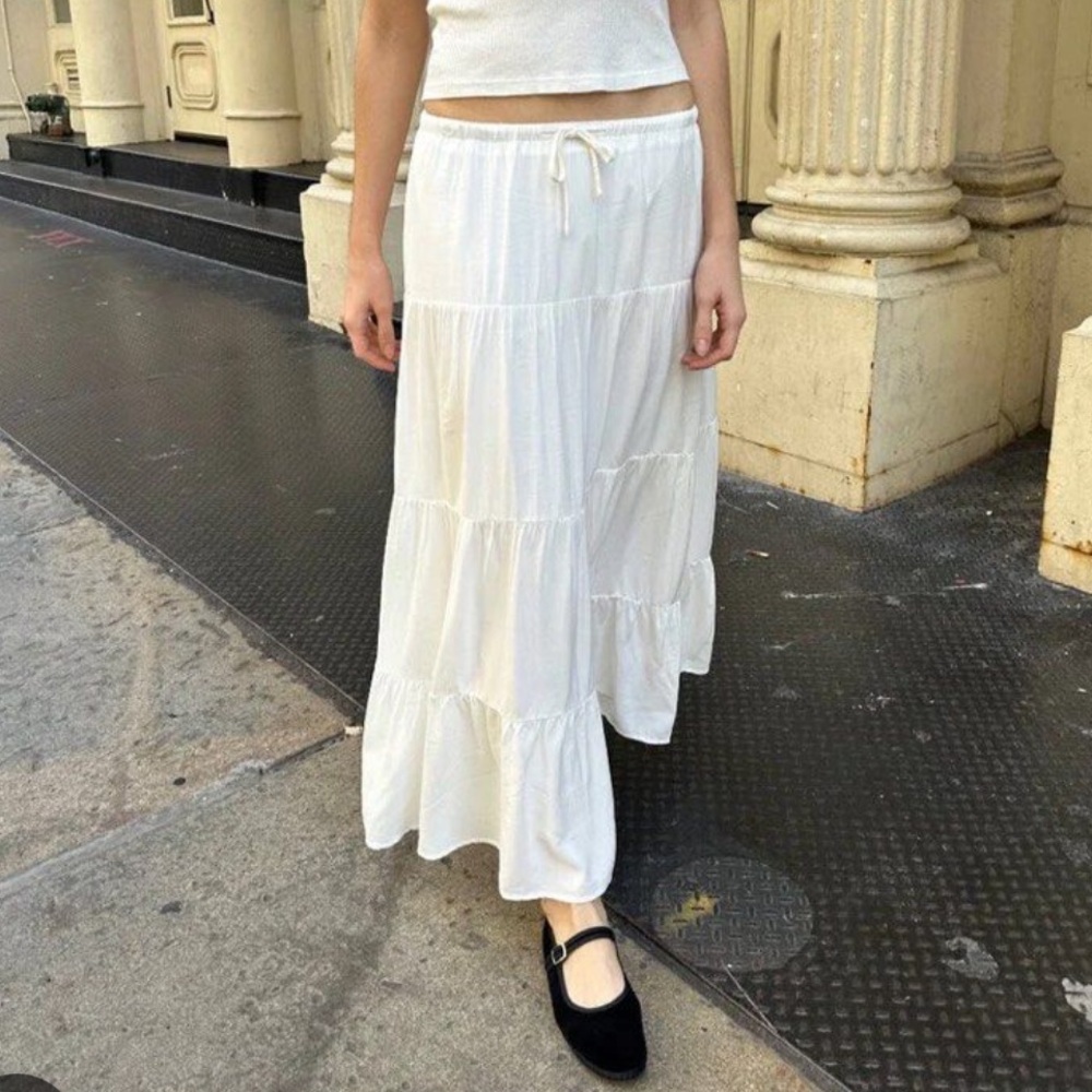 Brandy Melville tiered maxi skirt